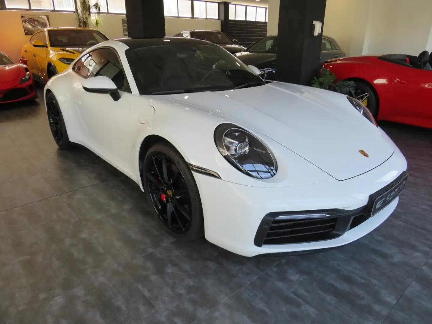 Porsche 992 Carrera 4S Coupé PDK Blanco - 2