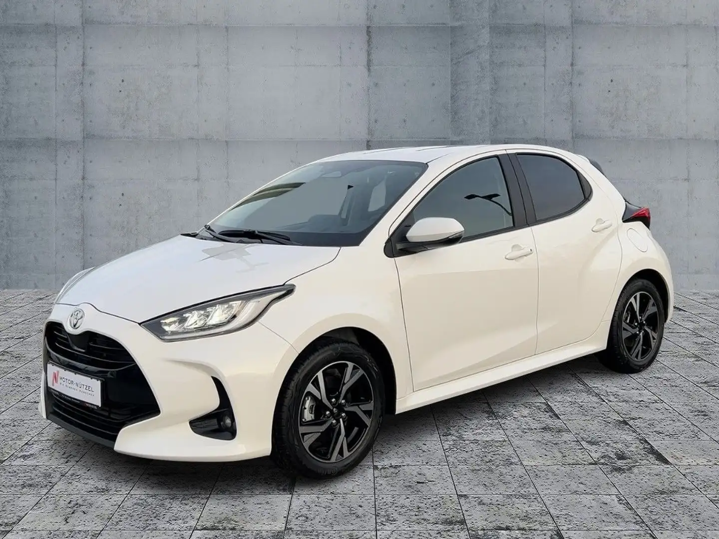 Toyota Yaris 1.5 Hybrid TEAMPLAYER LED+ACC+APP+SHZ+RFK Blanc - 2