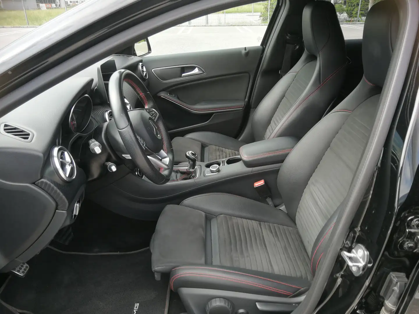 Mercedes-Benz A 180 A 180 Schwarz - 2