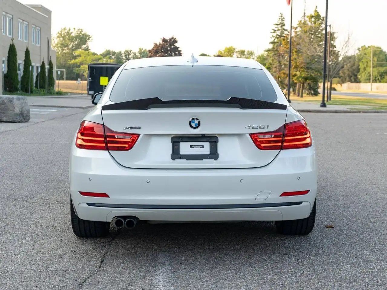 BMW 4 Series снимка BMW 4 Series