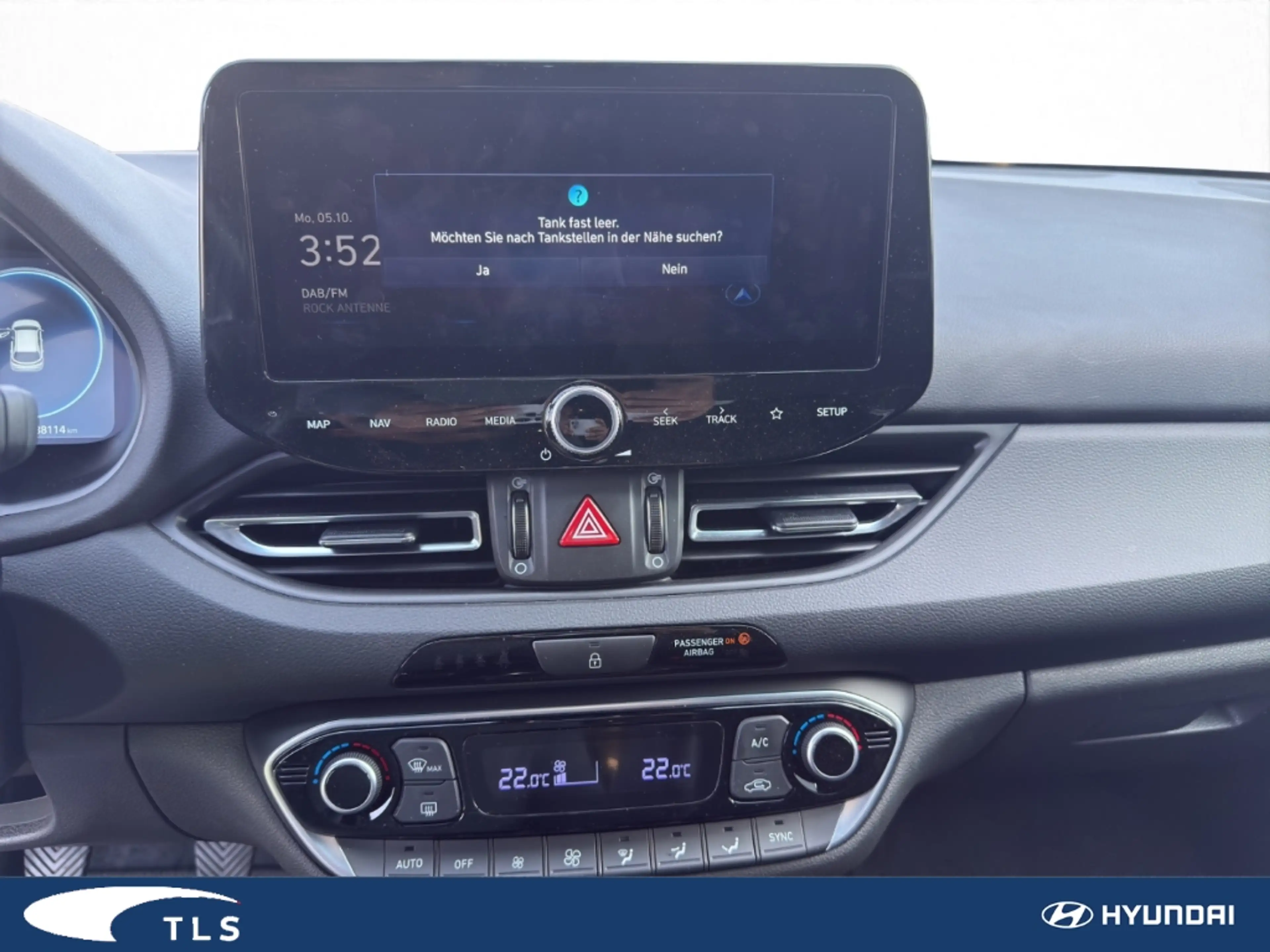 Hyundai i30 Advantage Mild-Hybrid Navi Digitales Cockpit LED A — photo 13