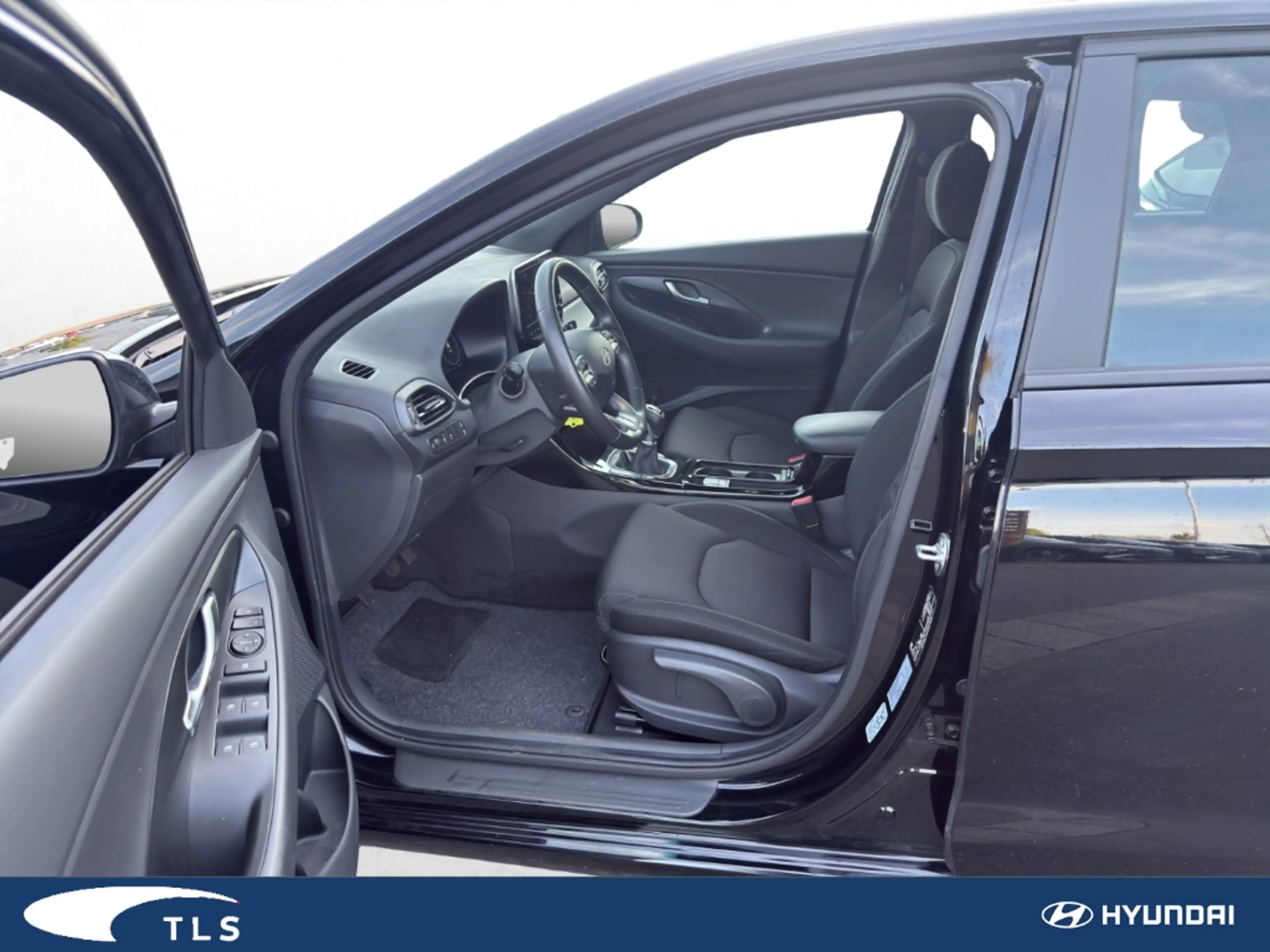 Hyundai i30 Advantage Mild-Hybrid Navi Digitales Cockpit LED A — photo 9
