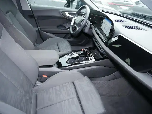 Audi A5 view 6
