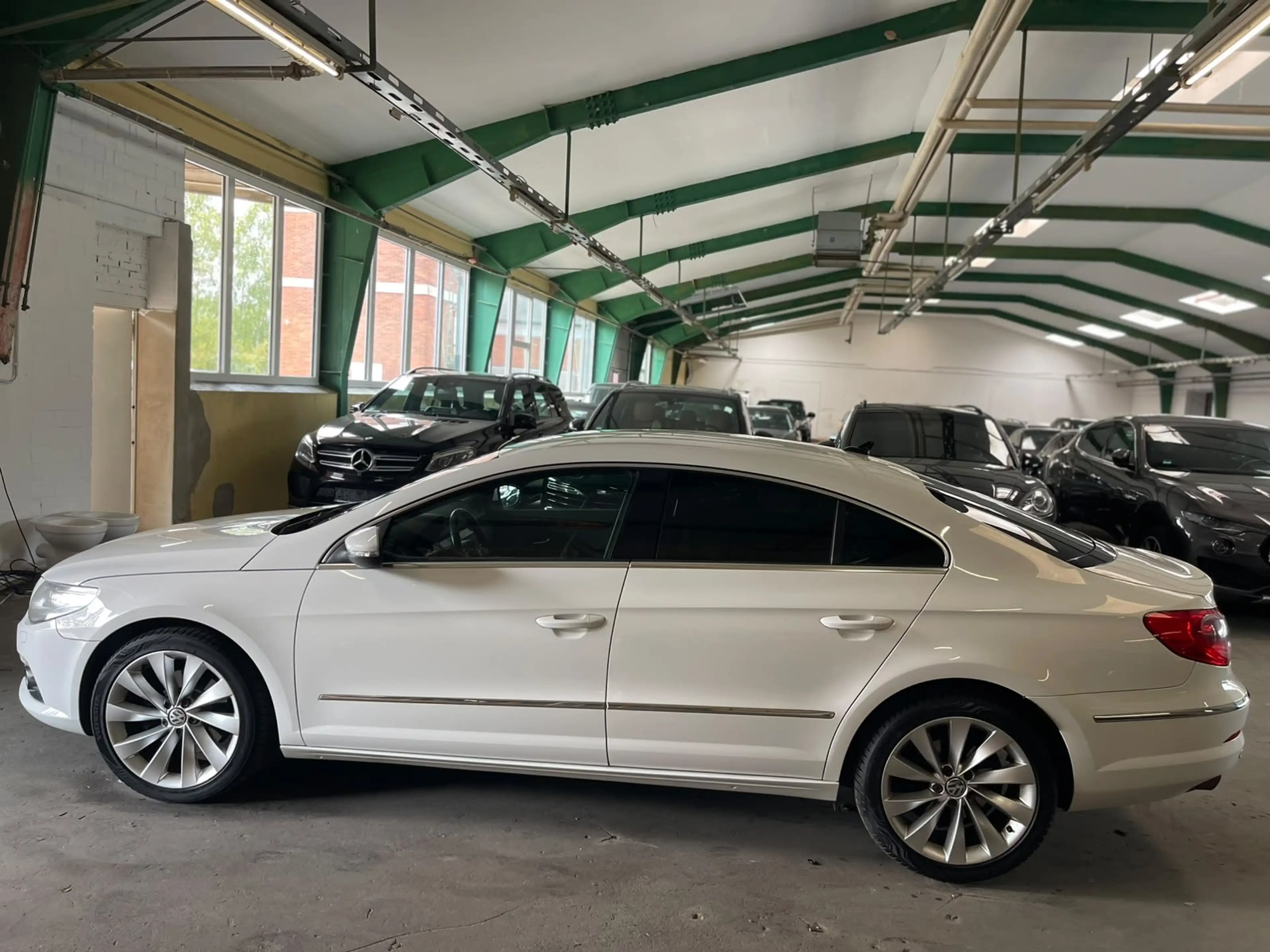 Volkswagen Passat CC Passat CC 2.0 TSI*BI-XEN*SPORTPAK*2.HND*TÜV28*18ZOLL — photo 7