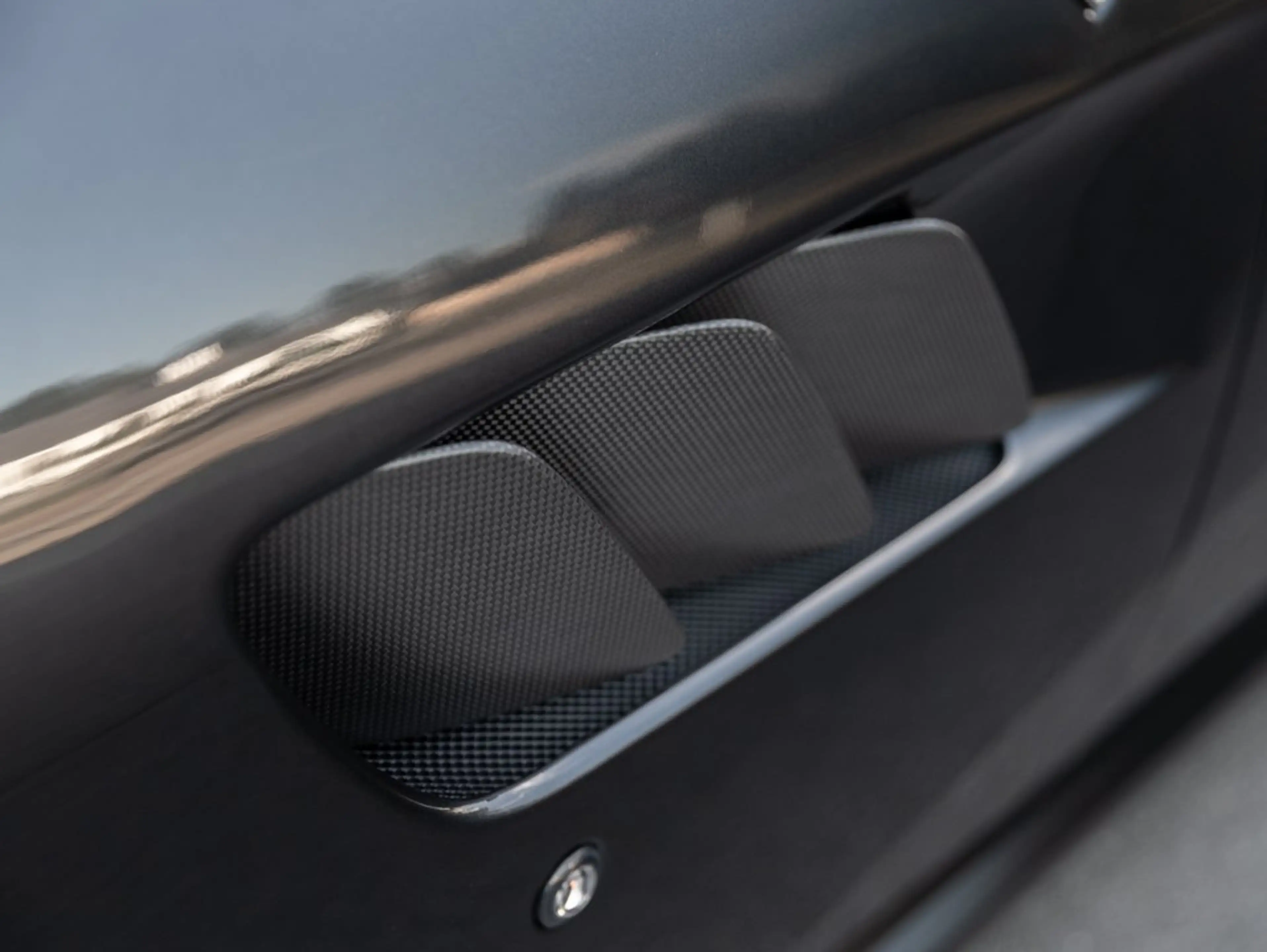 Ferrari GTC4 Lusso T  'ATELIER FERRARI'-CAR / FULL CARBON IN & OUT — photo 11