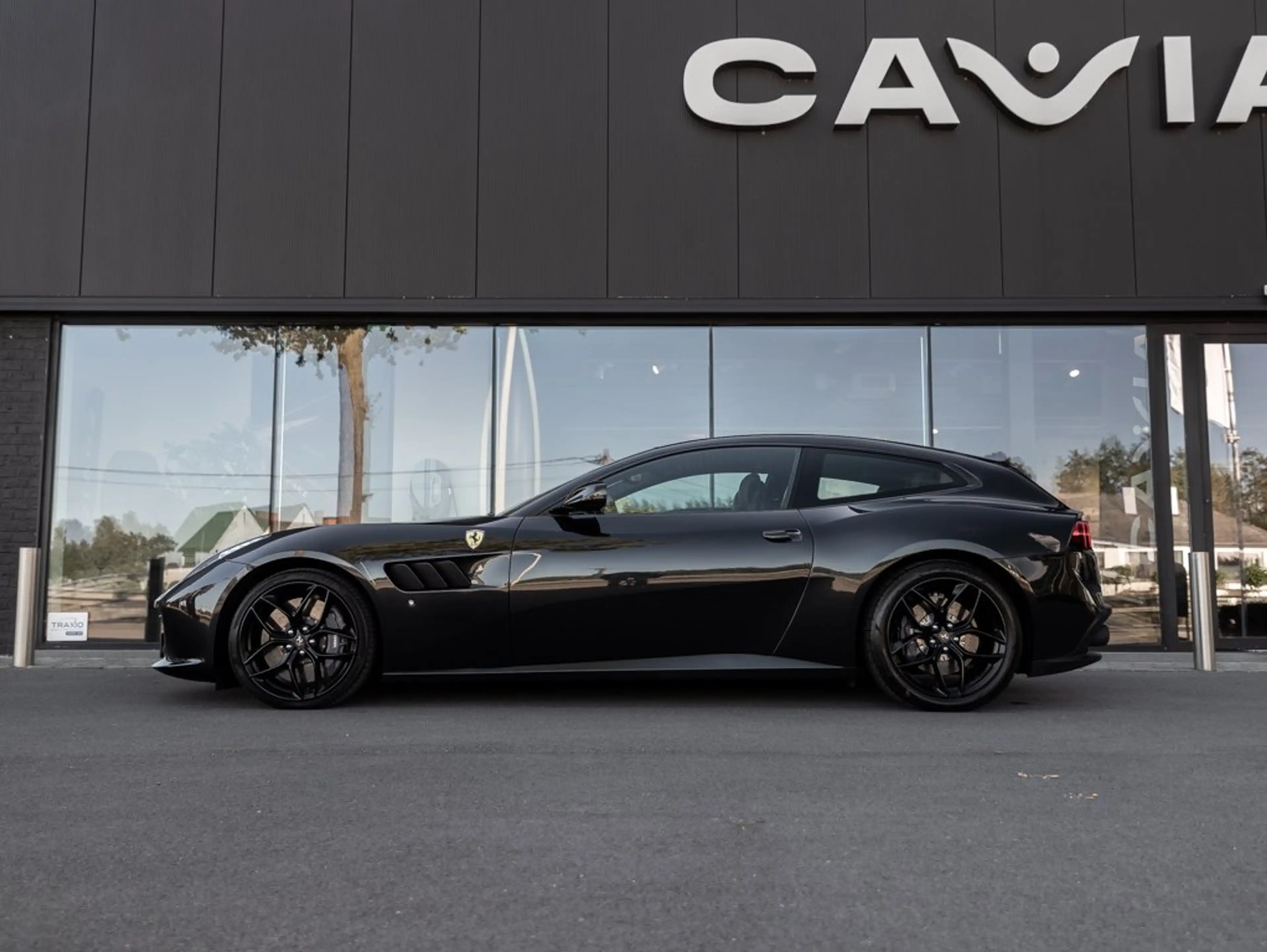 Ferrari GTC4 Lusso T  'ATELIER FERRARI'-CAR / FULL CARBON IN & OUT — photo 3