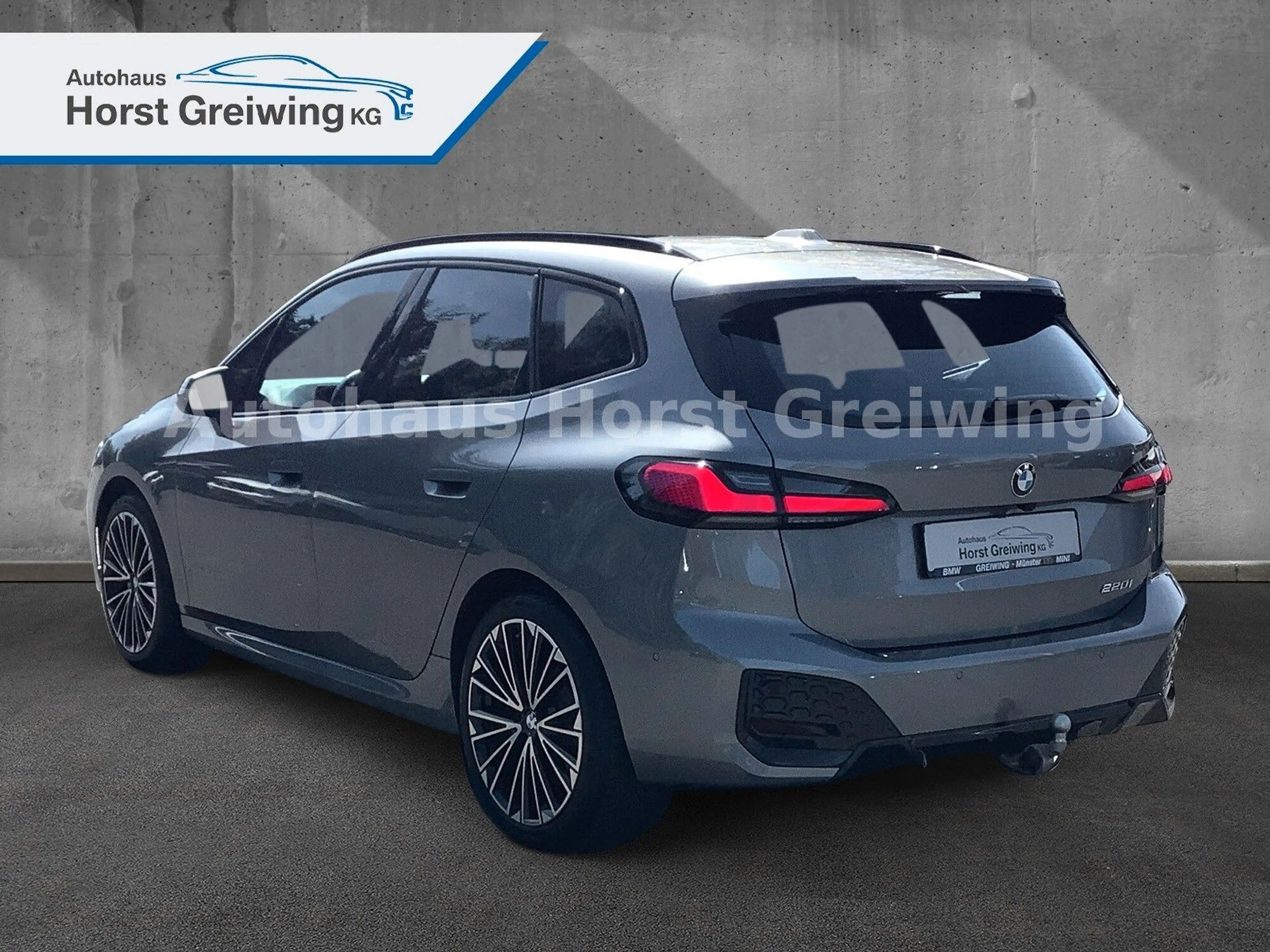 BMW 220 220i M-Sport,Panor.,AHK,Kamera,Ada.LED,DrivingA — photo 3
