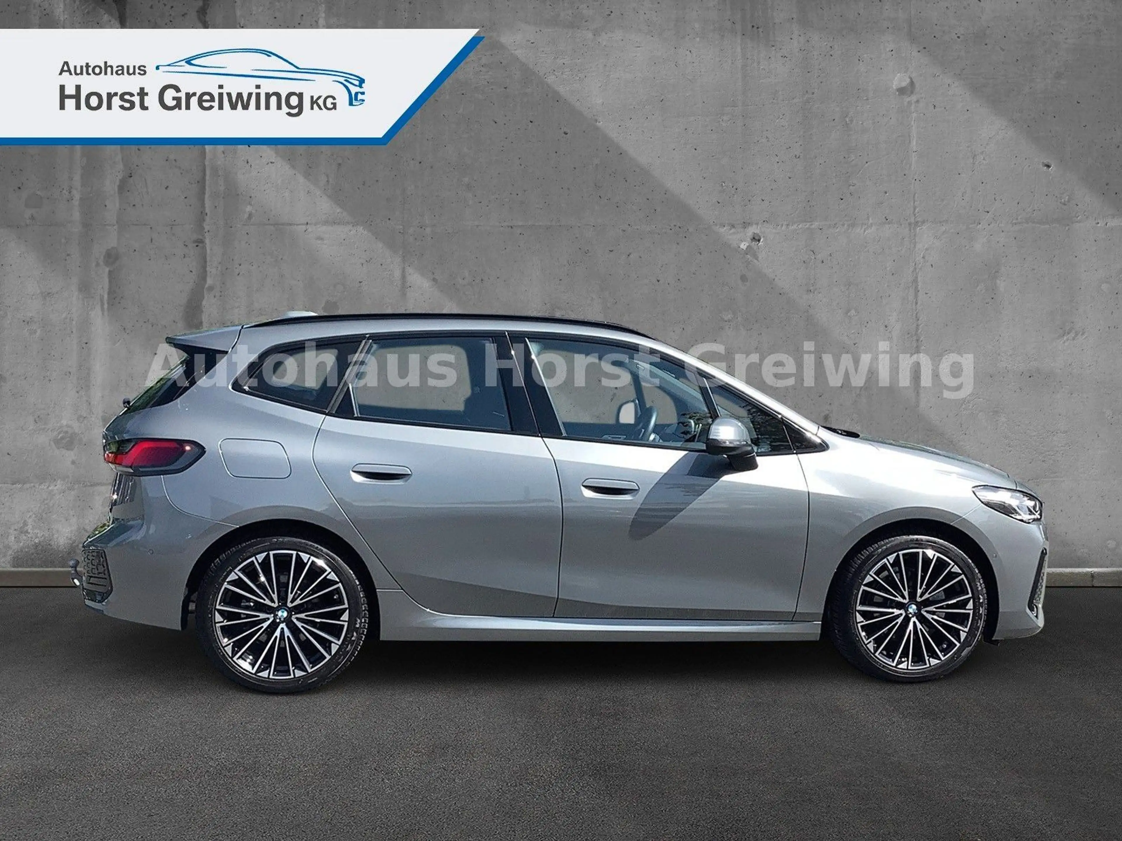 BMW 220 220i M-Sport,Panor.,AHK,Kamera,Ada.LED,DrivingA — photo 6