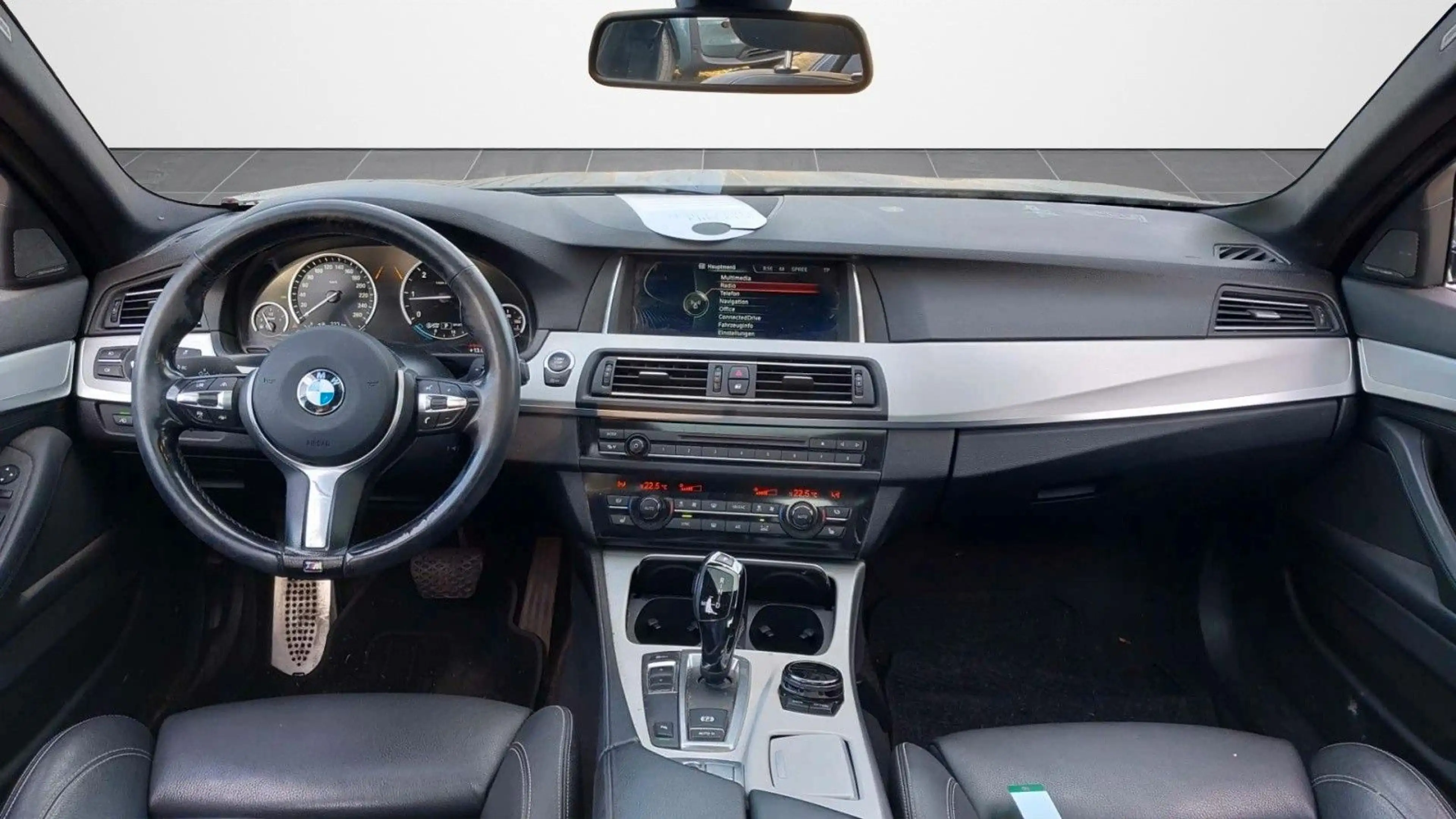 BMW 520 d M Sport NAVI*CAM*LED*H&K*HUD*LEDER*F1*VOLL — photo 10