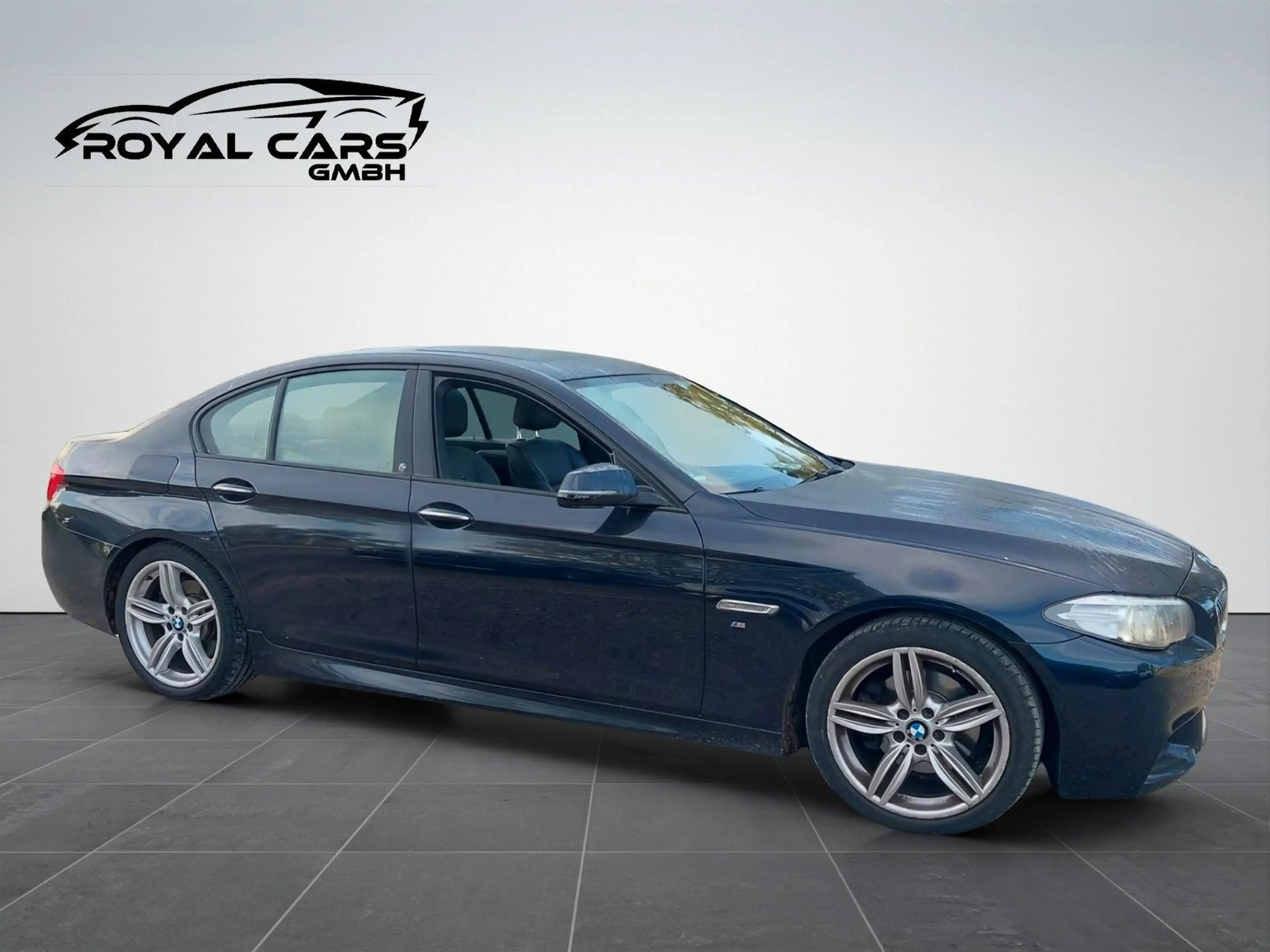 BMW 520 d M Sport NAVI*CAM*LED*H&K*HUD*LEDER*F1*VOLL — photo 8
