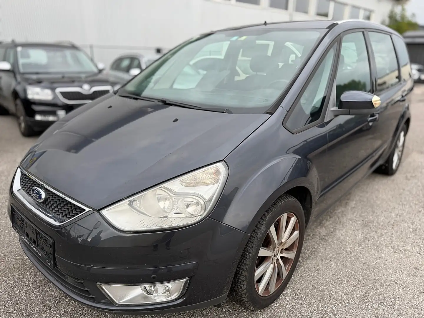 Ford Galaxy 2,0 TDCi DPF Grau - 1