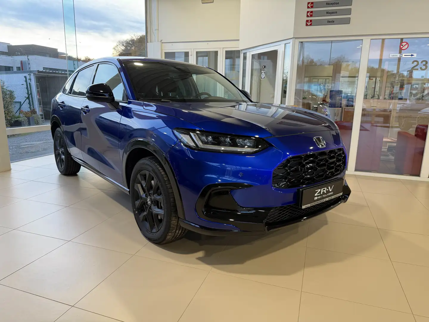 Honda ZR-V ZR-V e:HEV 2.0i 2WD Sport (Véhicule Demo) Modrá - 2