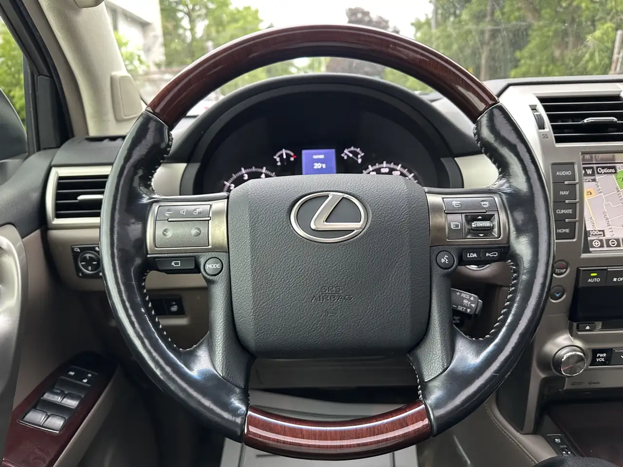 Lexus GX fotografie Lexus GX