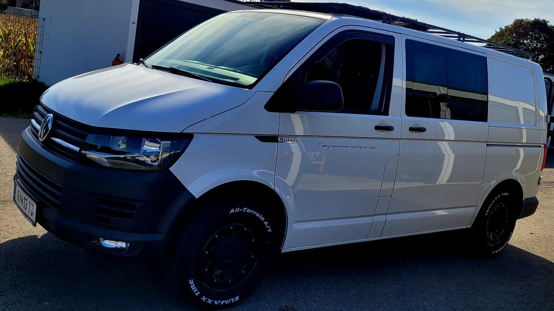 Volkswagen T6 Transporter - 1