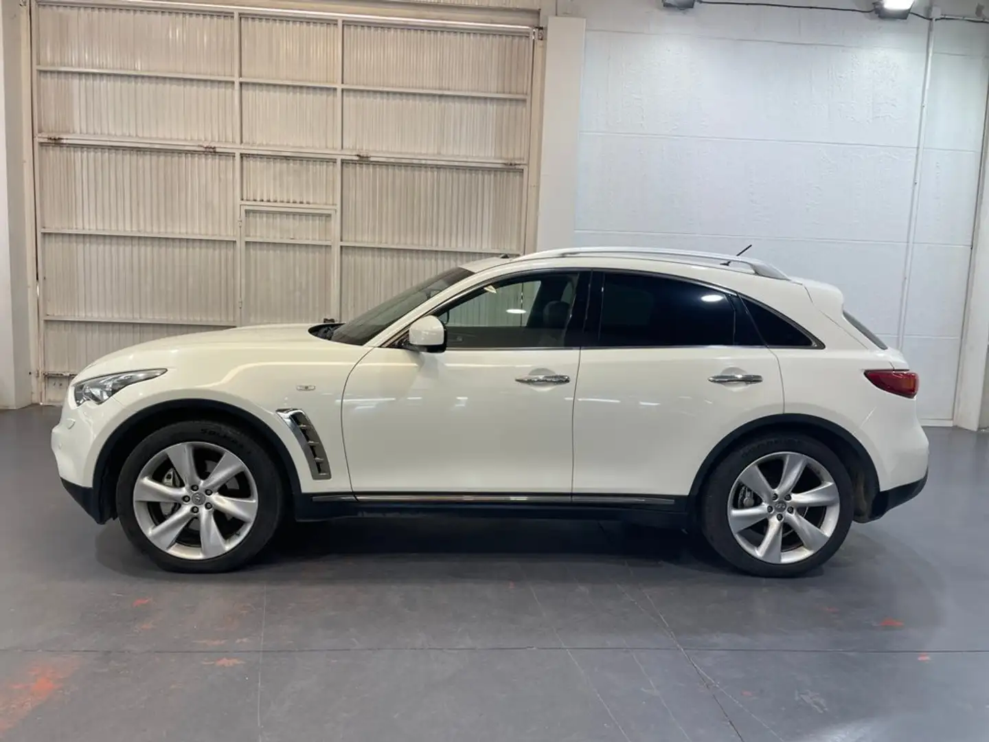 Infiniti FX 3.0D V6 S PREMIUM AWD AUTO Blanco - 2
