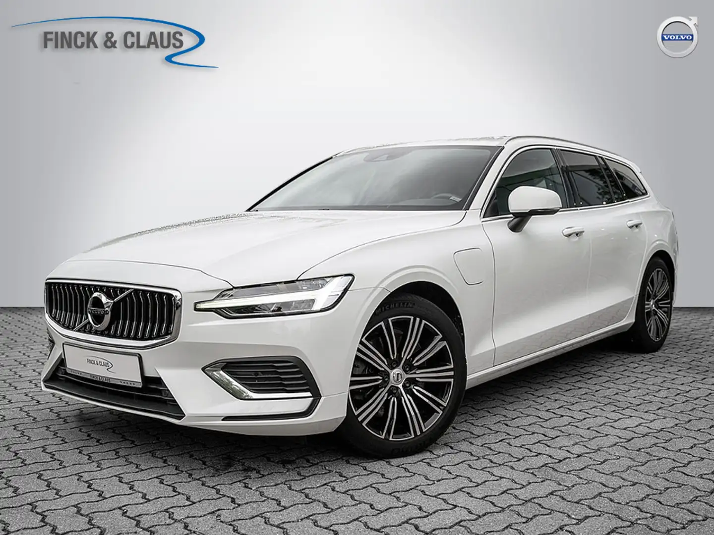 Volvo V60 T6 AWD Recharge Core Weiß - 1