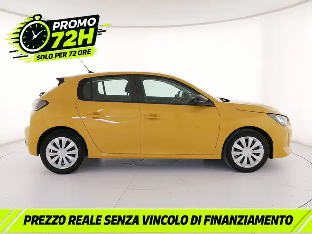 Peugeot 208 view 3