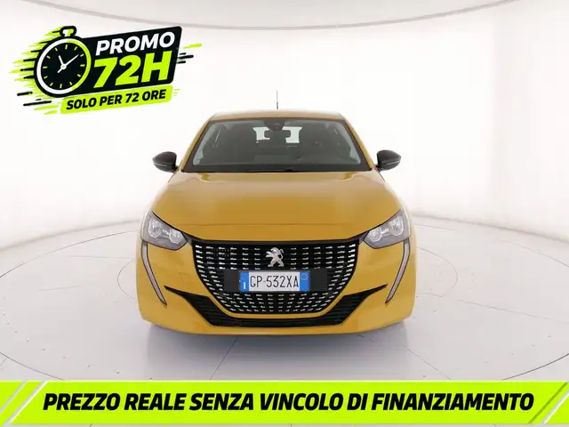 Peugeot 208 view 5