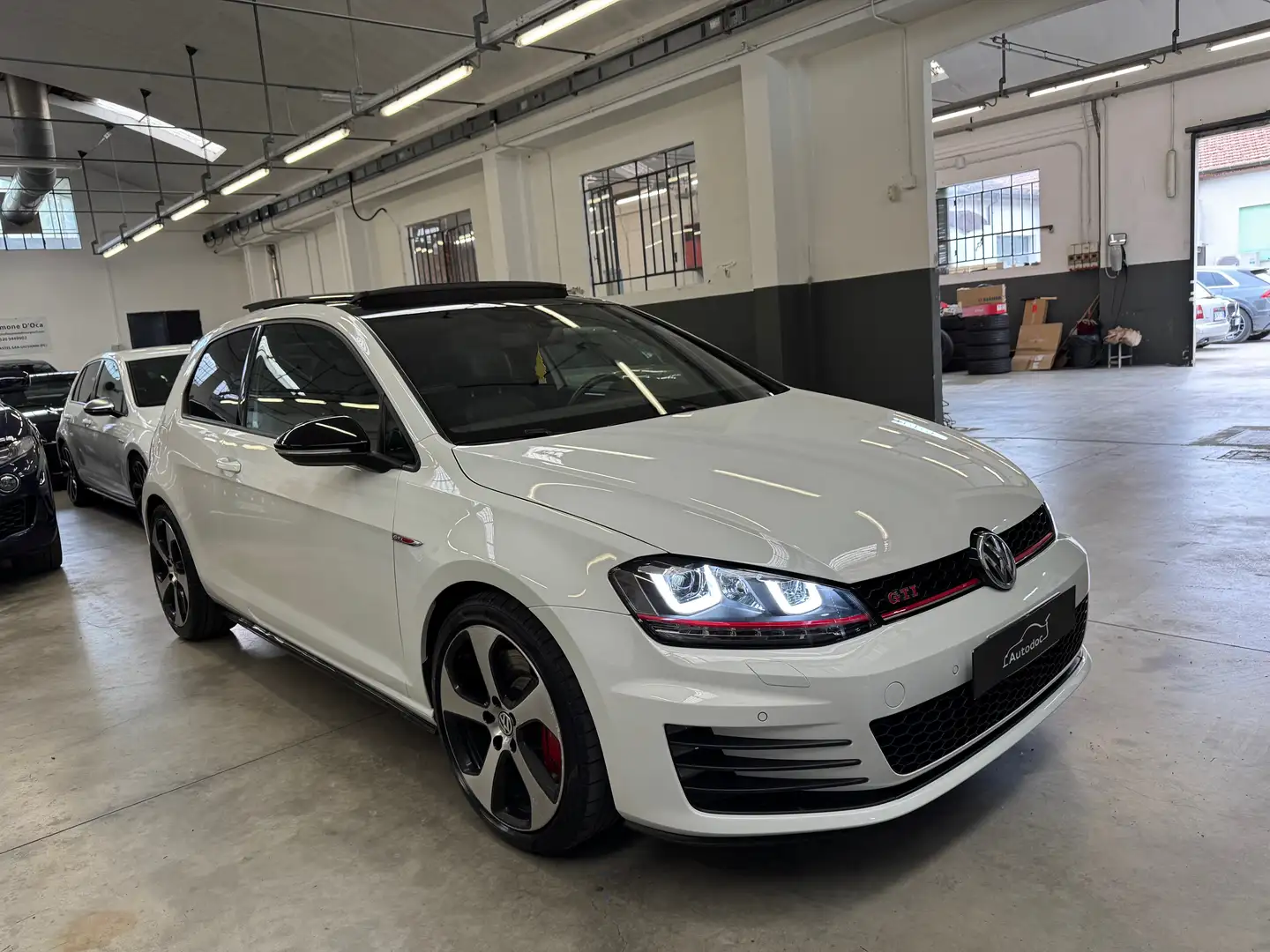 Volkswagen Golf GTI 2.0 tsi Gti Performance 3p TETTO TAGLIANDI - 2