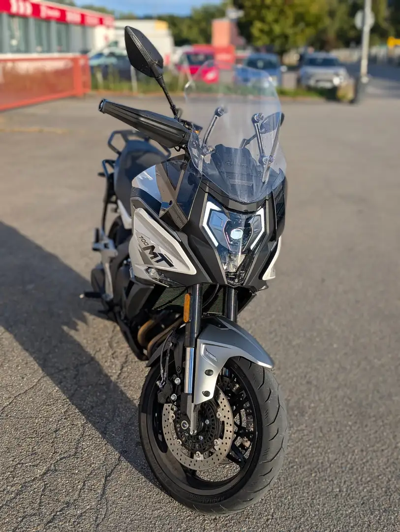 CFMOTO 700 MT Weiß - 1