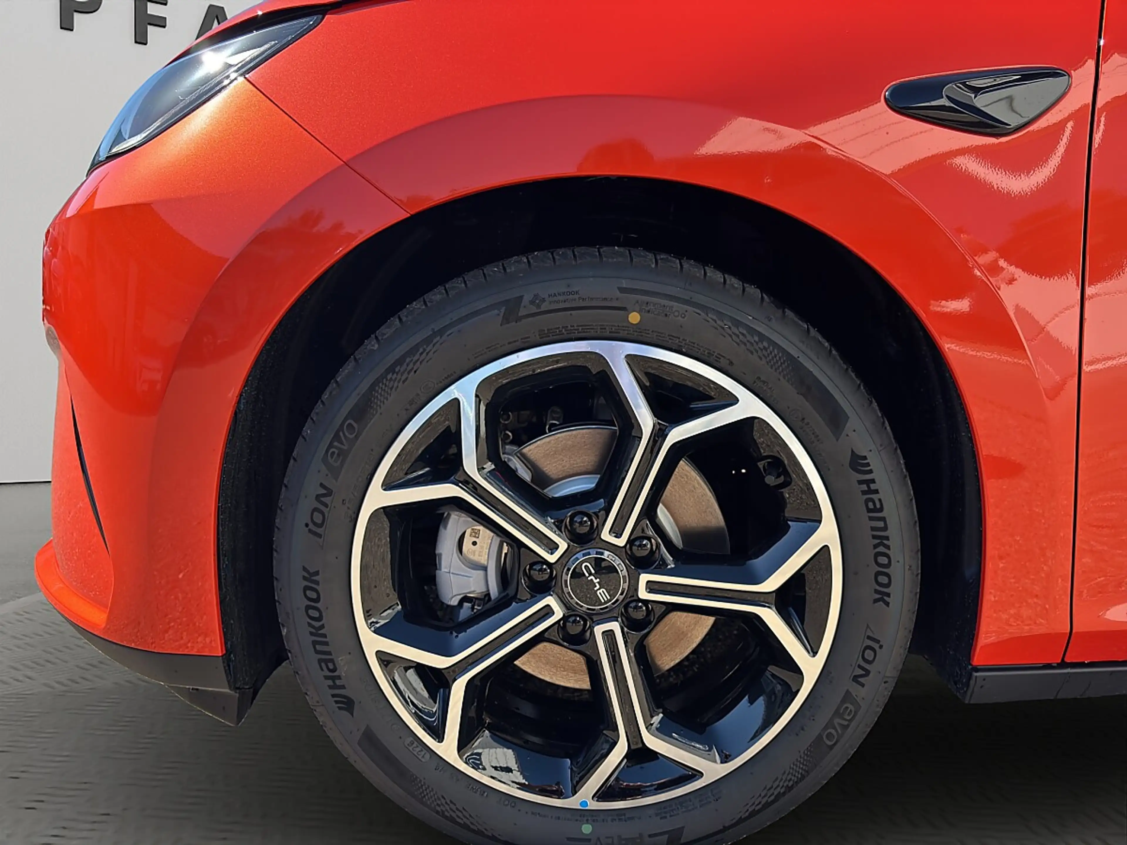 BYD Dolphin G DM-i Comfort 18,3kWh — photo 6