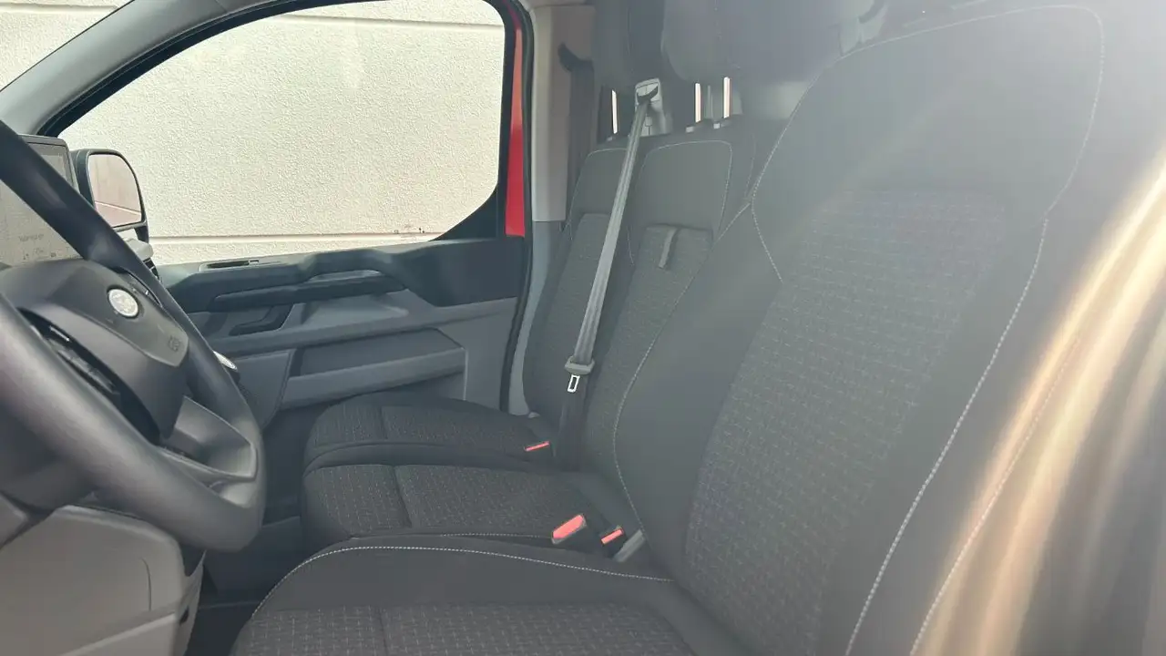 Ford Transit Custom FT320 L2 136 PS Trend LED 70l 14