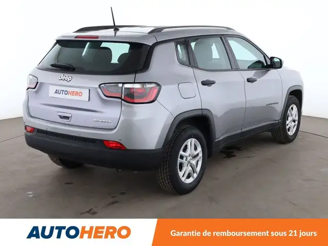 Jeep Compass view 6