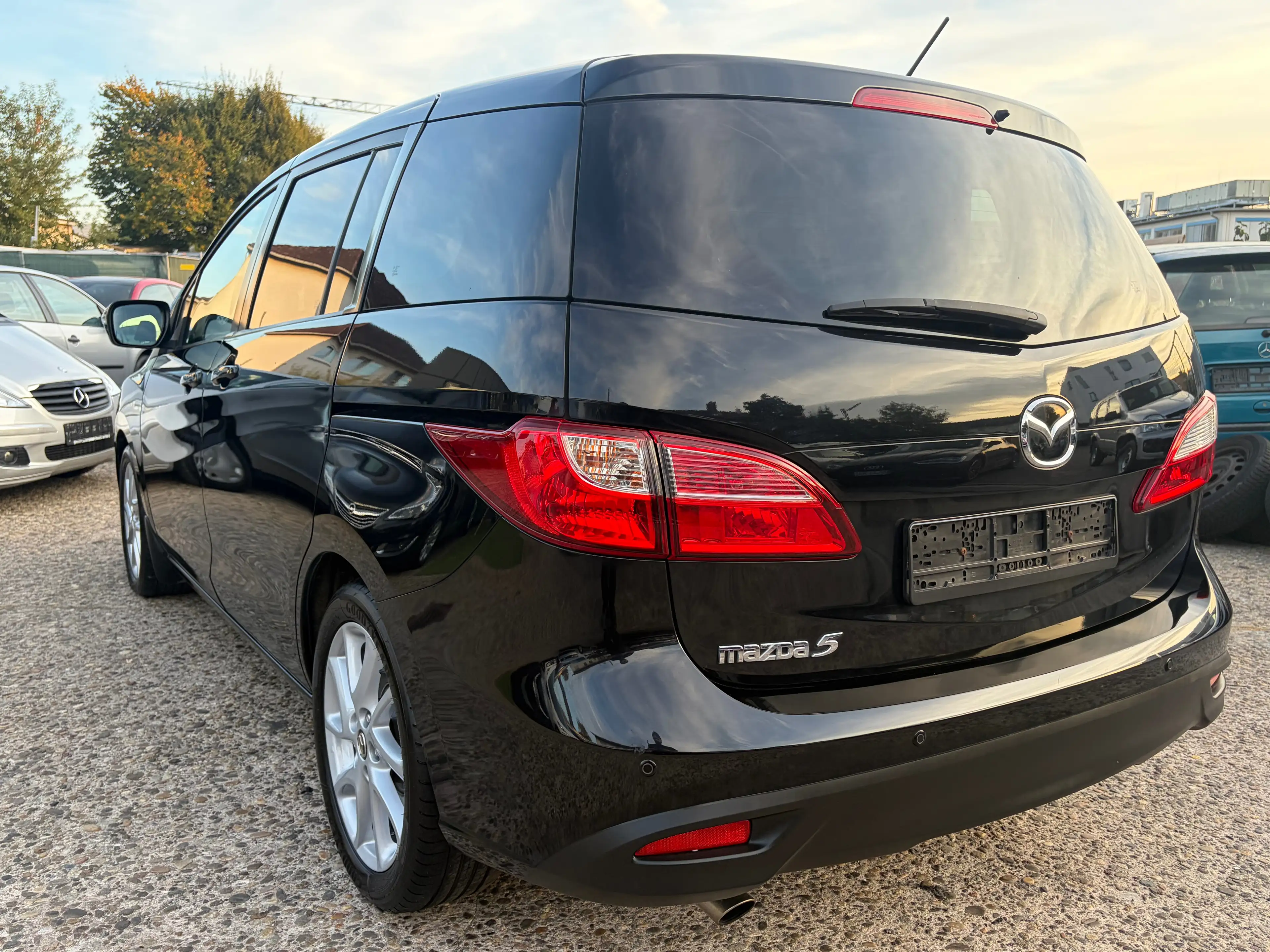 Mazda 5 Automatik*2.Hand*7.Sitze*SHZ*Temp.*AUX*USB*Klimaa. — photo 8