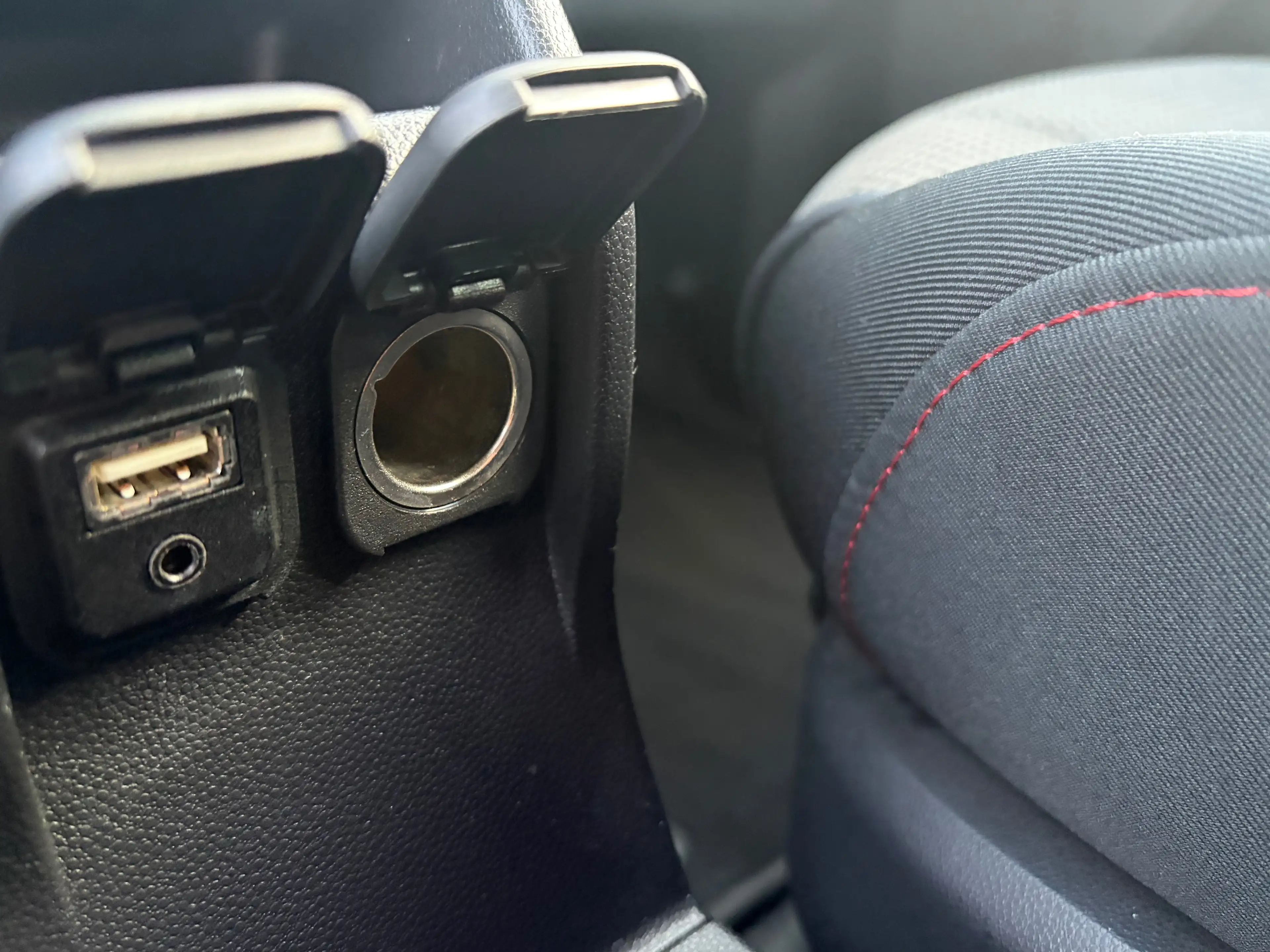 Mazda 5 Automatik*2.Hand*7.Sitze*SHZ*Temp.*AUX*USB*Klimaa. — photo 15