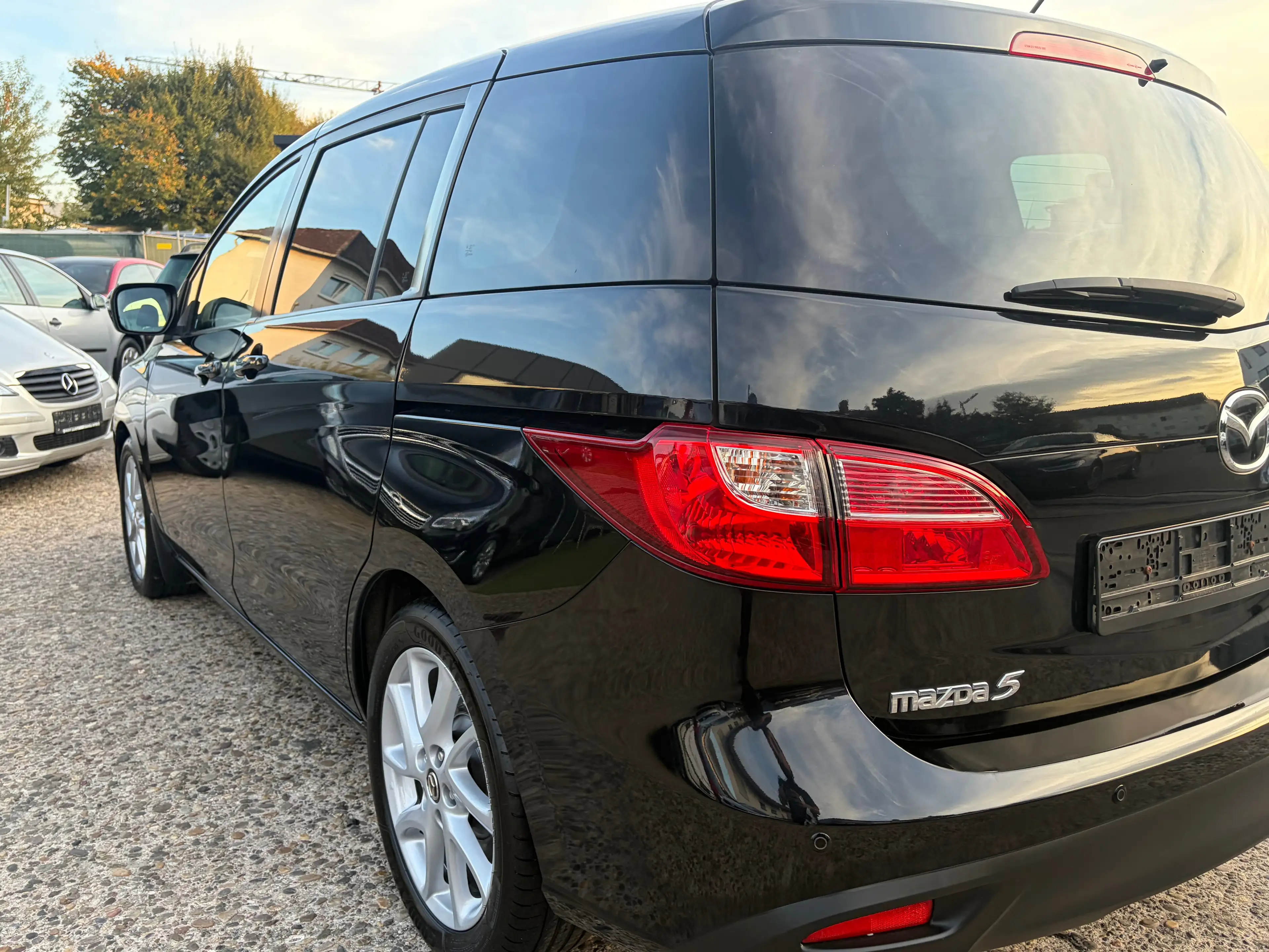 Mazda 5 Automatik*2.Hand*7.Sitze*SHZ*Temp.*AUX*USB*Klimaa. — photo 7