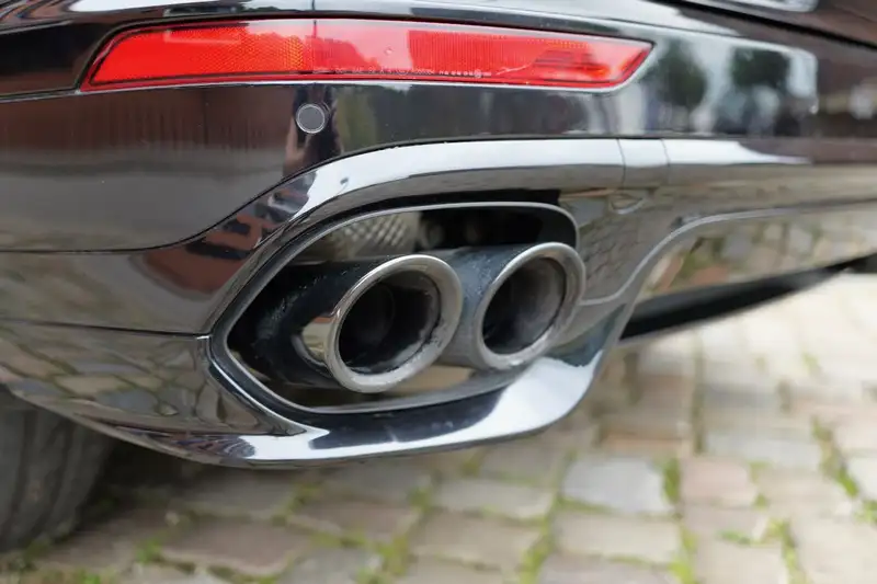 Porsche Cayenne GTS – Foto 12
