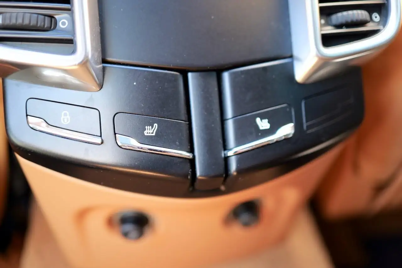 Porsche Cayenne GTS – Foto 11