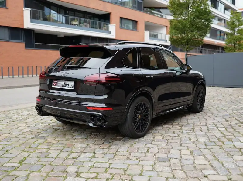 Porsche Cayenne GTS – Foto 6