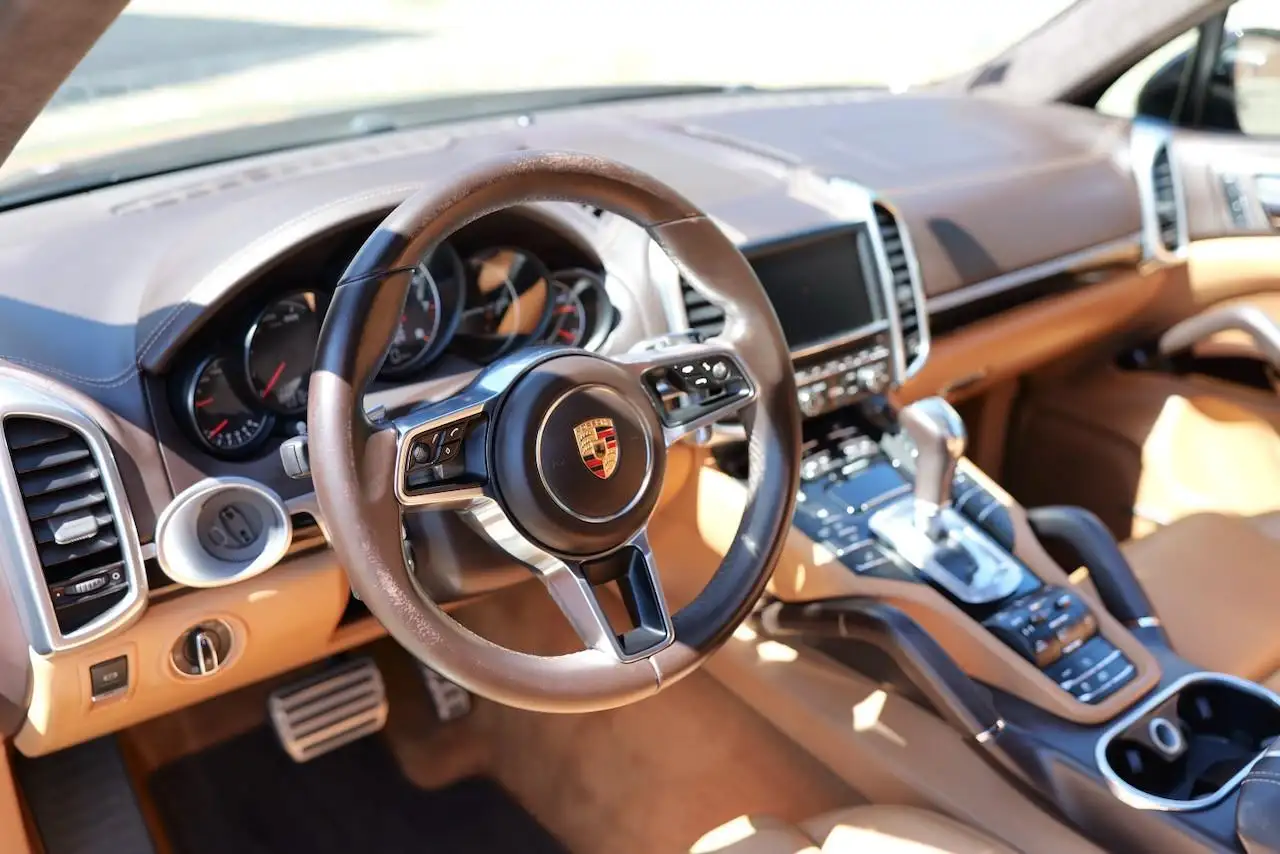 Porsche Cayenne GTS – Foto 6