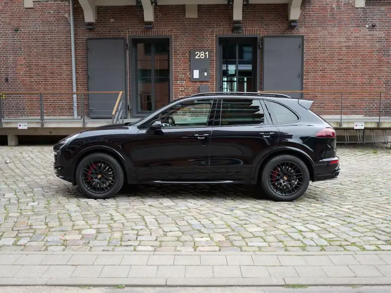 Porsche Cayenne GTS – Foto 3
