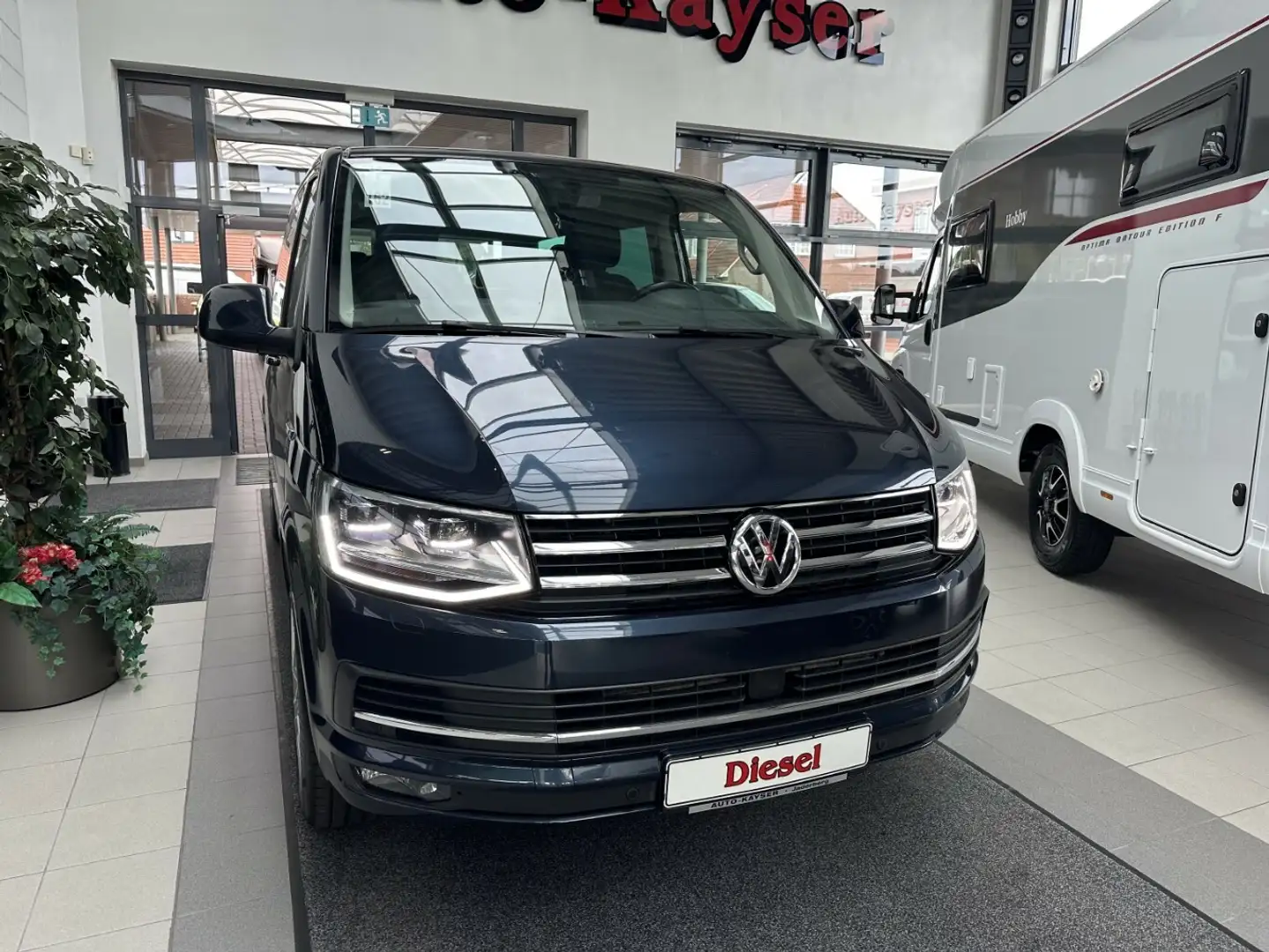 Volkswagen T6 Multivan Automatik Generation Six +ACC+LED+AHK+Leder+Standh Blau - 2