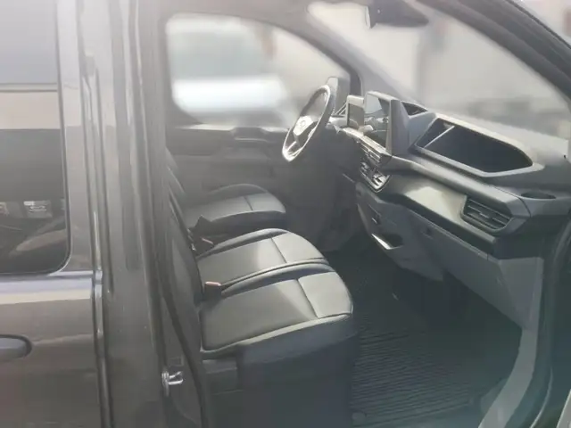 Ford Transit Custom Kombi Trend 320L1 2,0L Eblue 136PS A8 FWD Ansicht 12