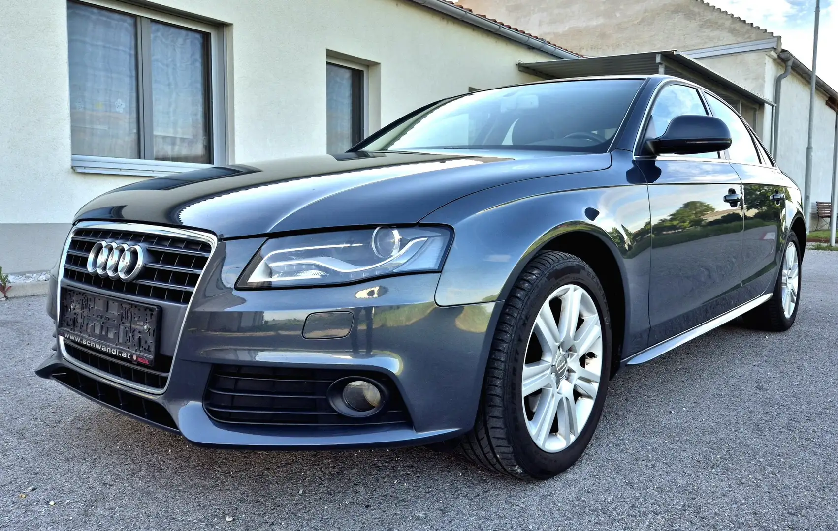 Audi A4 2,0 TDI*Aut.*Öamtc Pickerl 12/25*Navi*Xenon*Leder* - 1