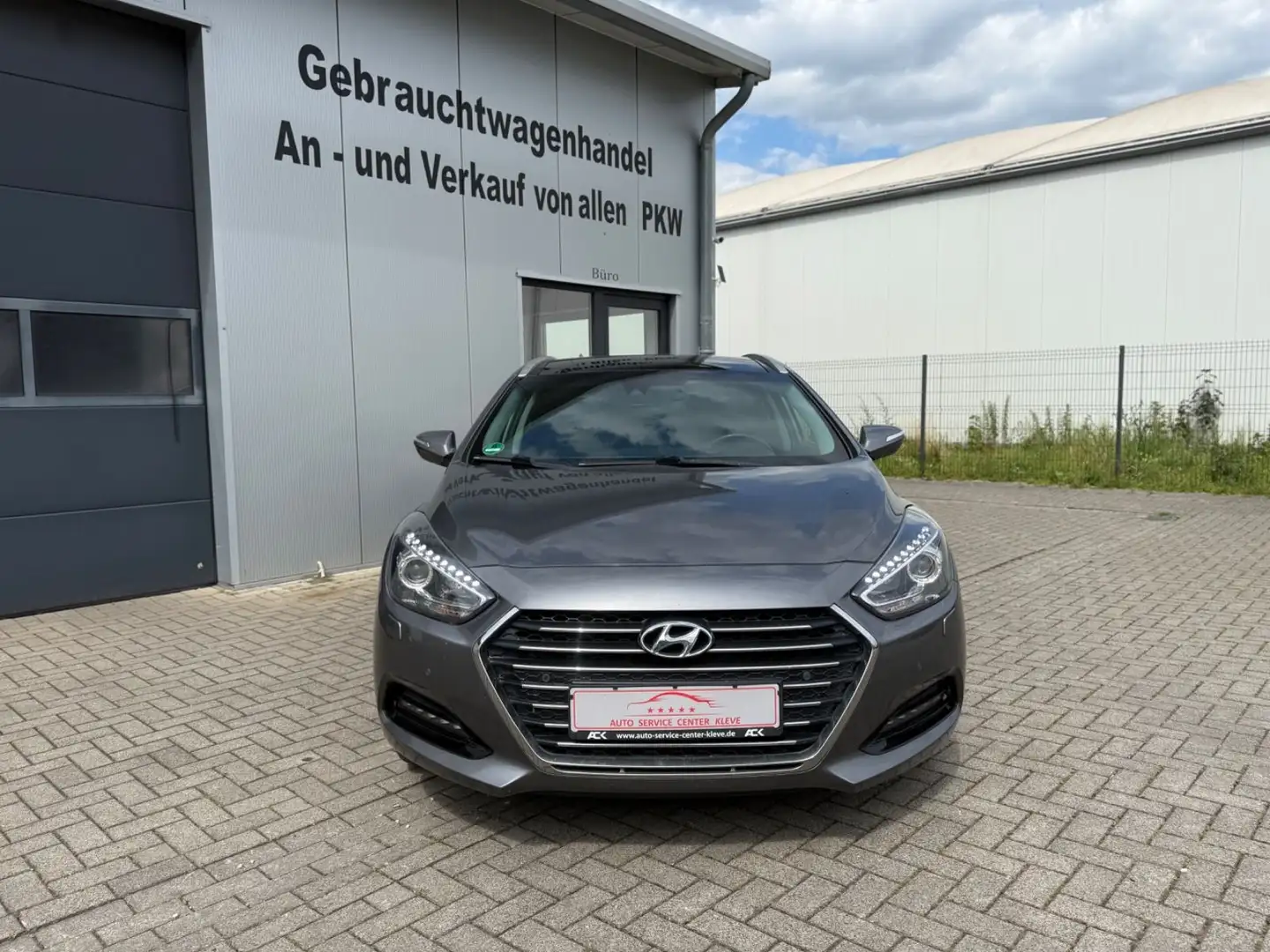 Hyundai i40 cw blue Premium*LEDER*AHK*PANO*RFK*MEMORY Silber - 2