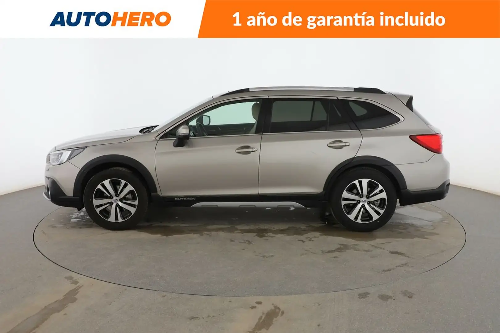 Subaru OUTBACK 2.5i Executive Plus S CVT Šedá - 2