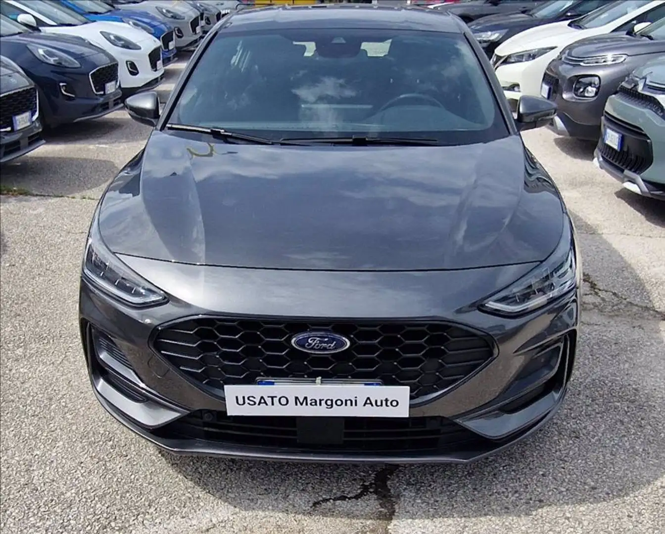 Ford Focus 1.0 ecoboost h ST-Line Design 125cv Grau - 2