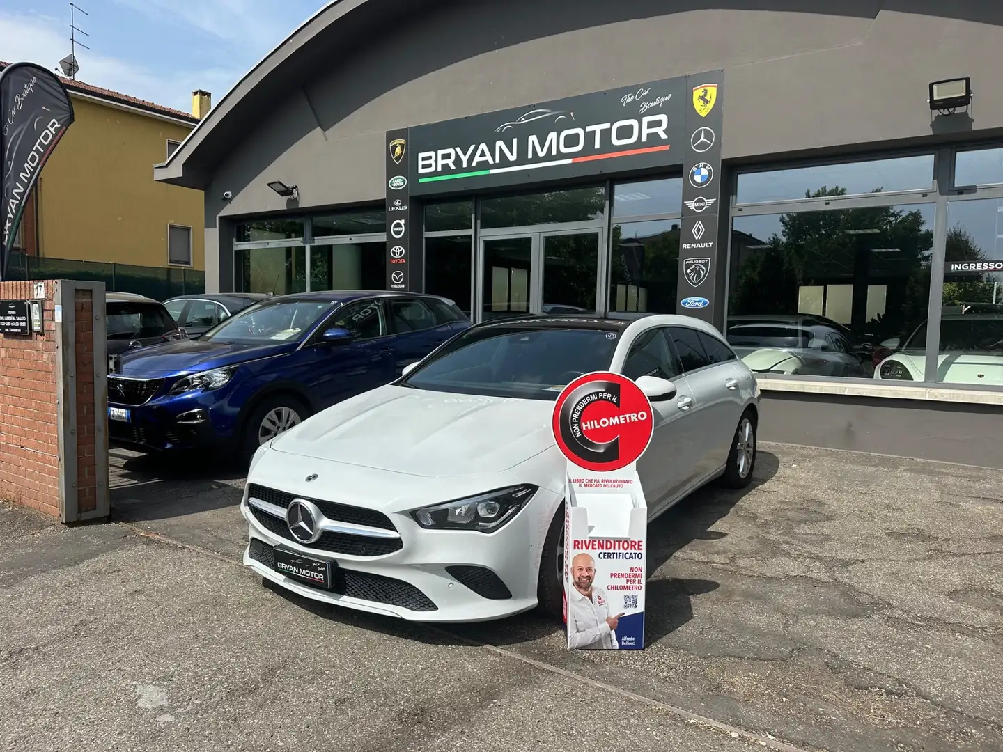 Mercedes-Benz CLA 200 CLA 200 d Automatic Shooting Brake Business Bianco - 1