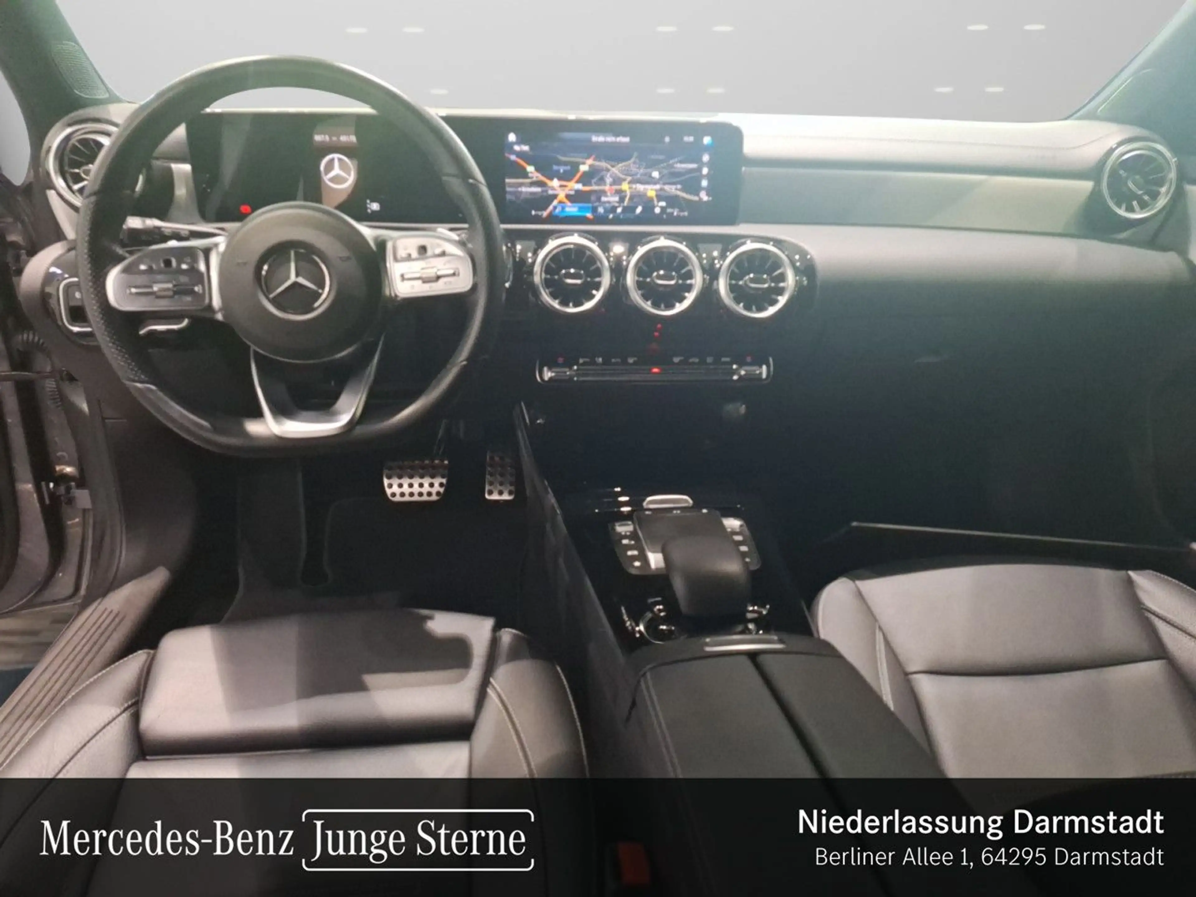 Mercedes-Benz A 220 d AMG+PANO+LED+KAMERA+TOTW+KEYLESS+8G — photo 12