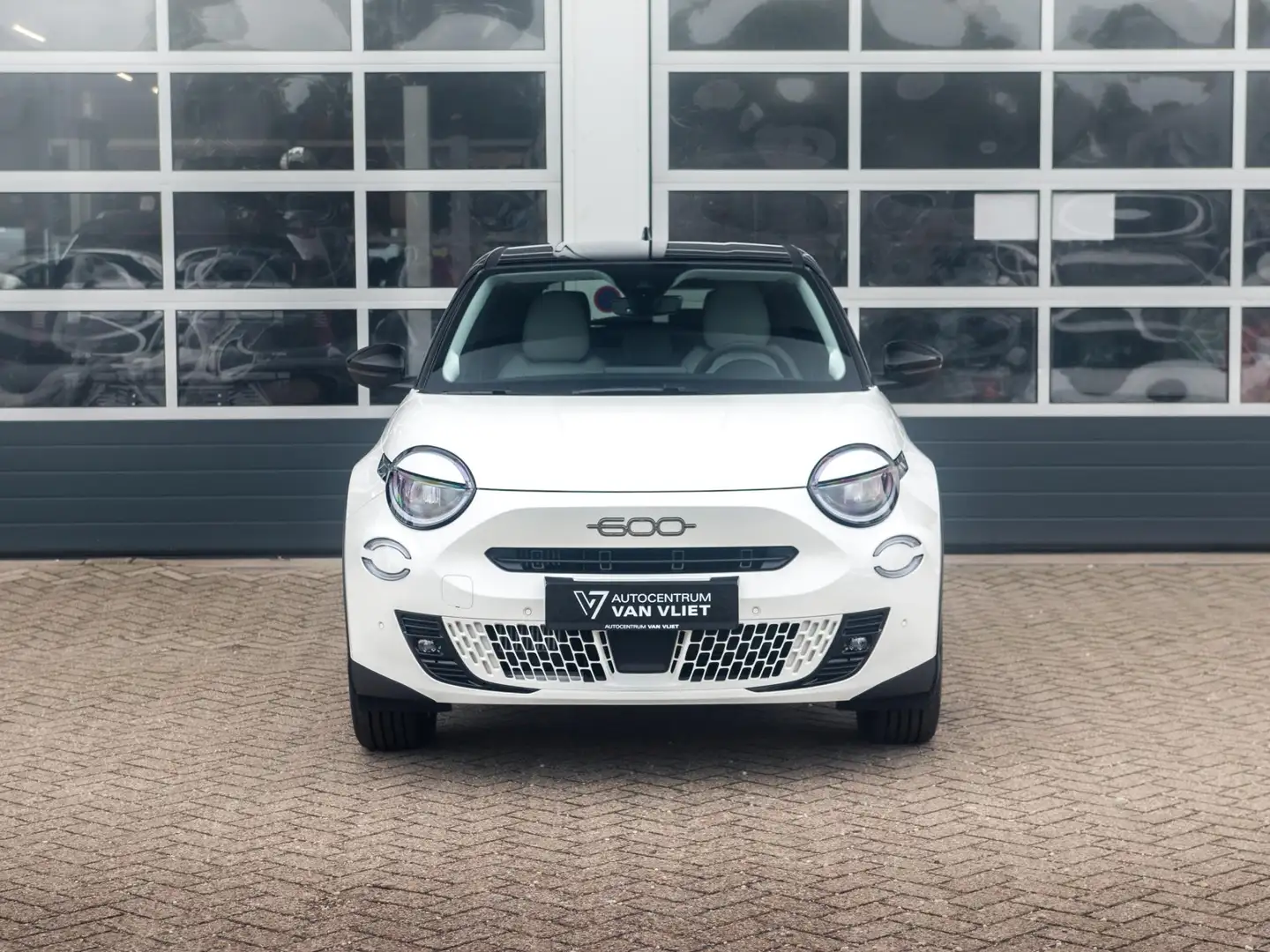 Fiat 600 1.2 Hybrid La Prima | Full Option | Bicolore | Uit Wit - 2