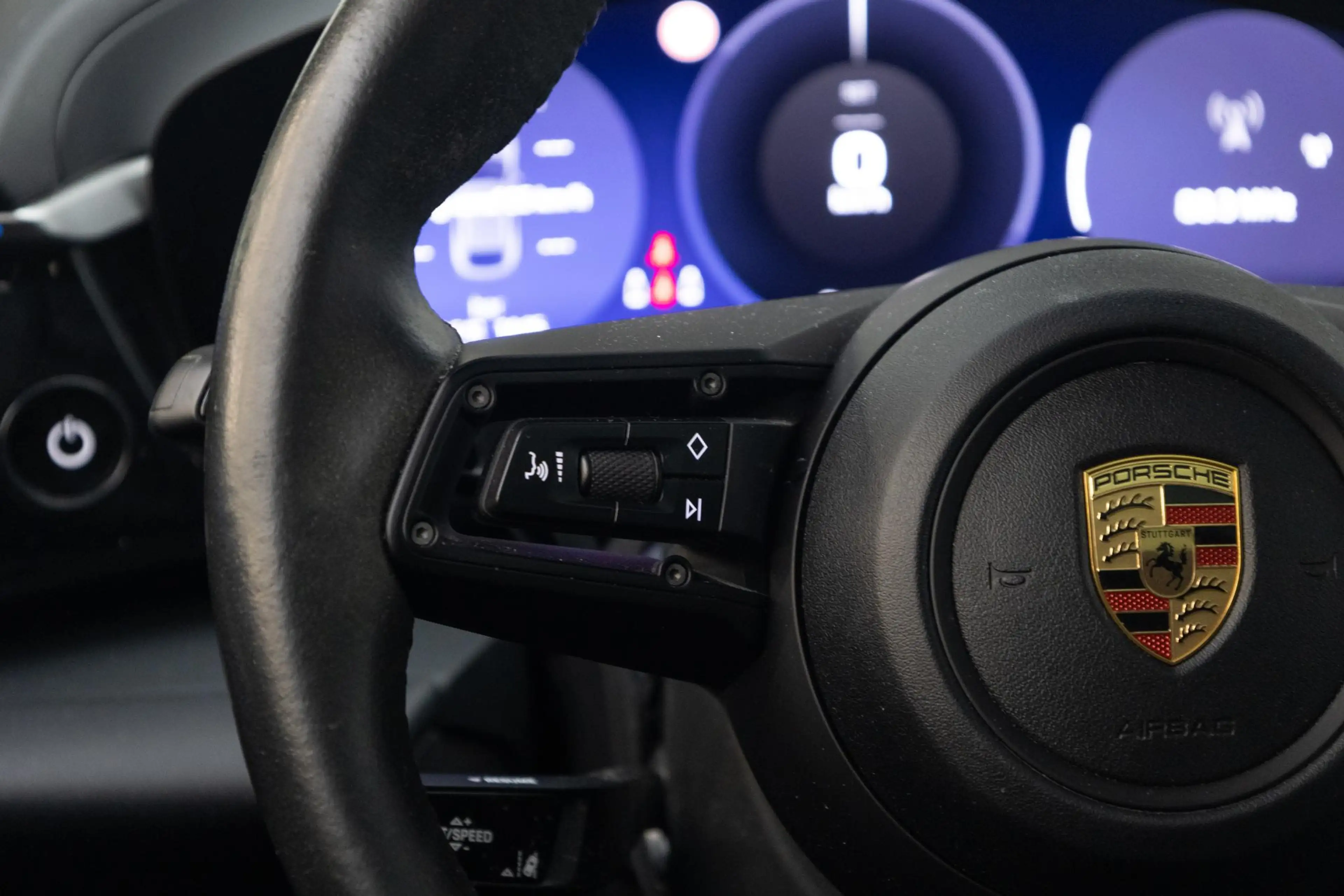 Porsche Macan 4 100 kWh | Chrono | Luchtvering | 22 Inch | 360 C — photo 8
