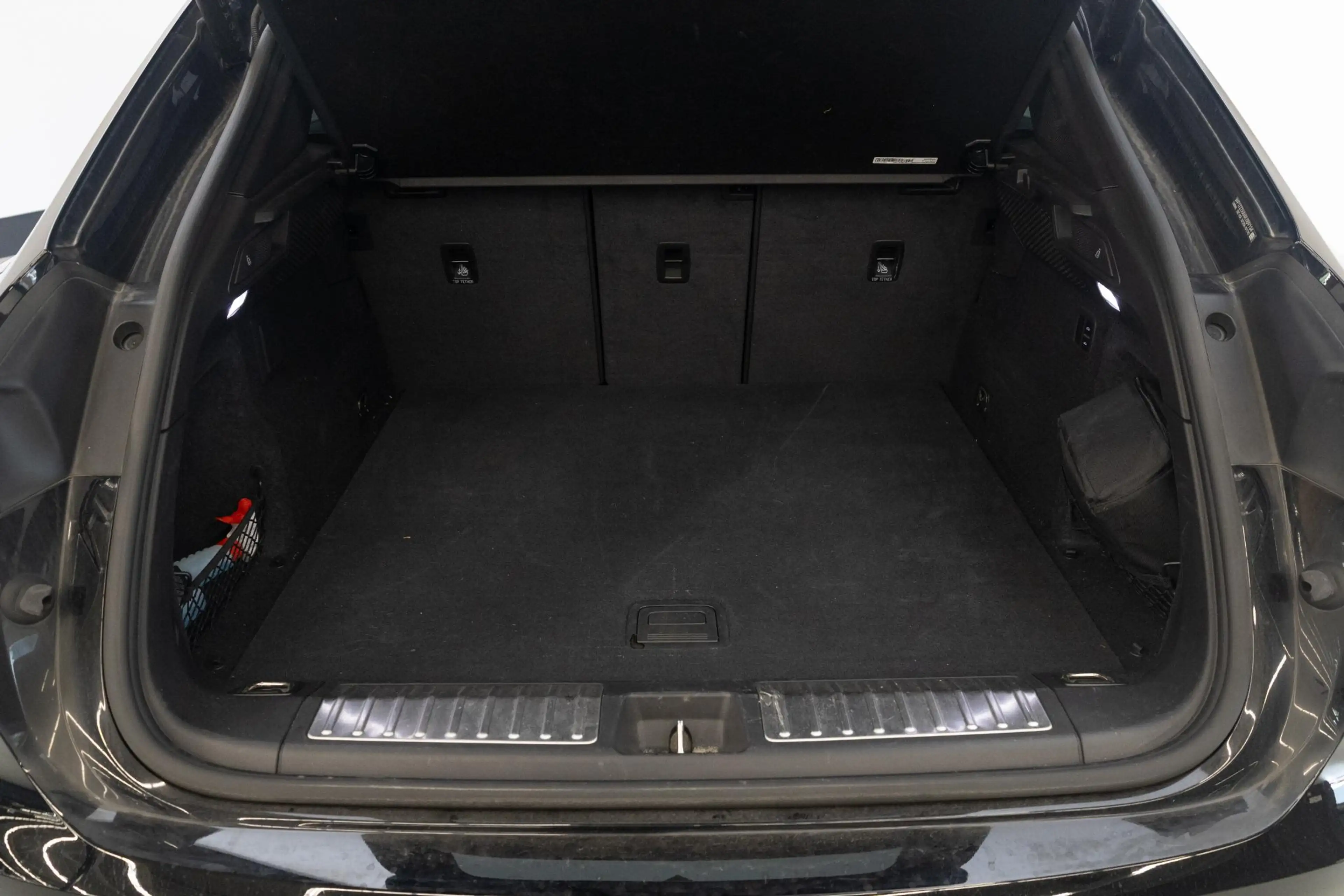 Porsche Macan 4 100 kWh | Chrono | Luchtvering | 22 Inch | 360 C — photo 19