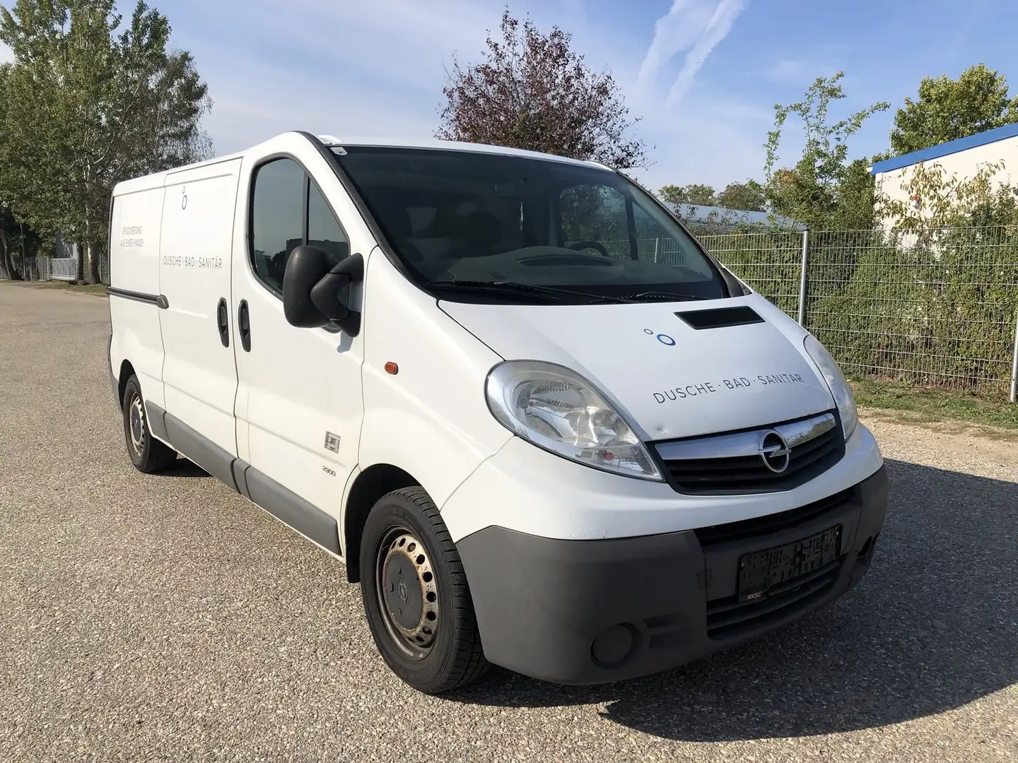 Opel Vivaro L2h1 LANG 2.0 Weiß - 2