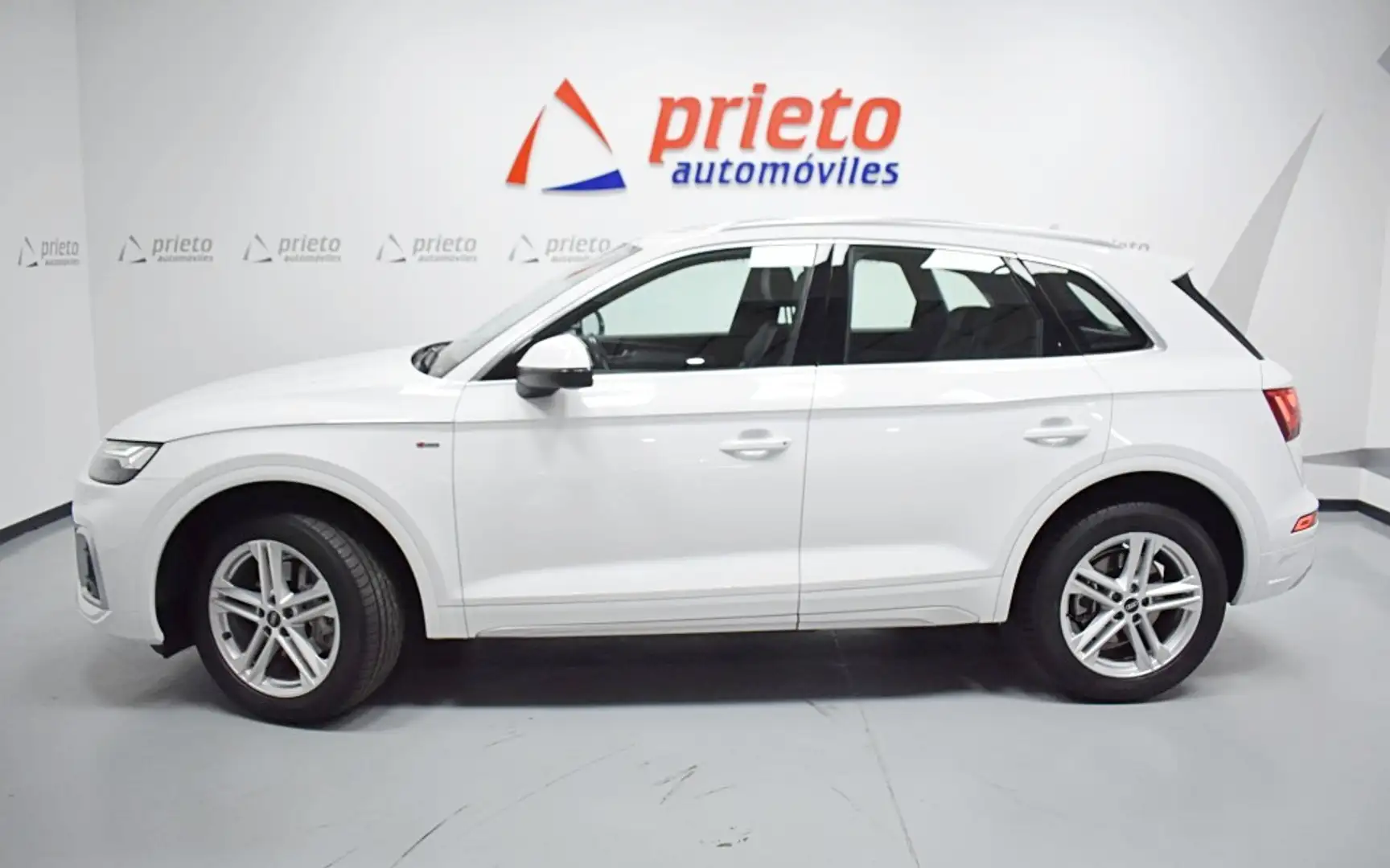 Audi Q5 40 TDI quattro-ultra S tronic 150kW Blanco - 2