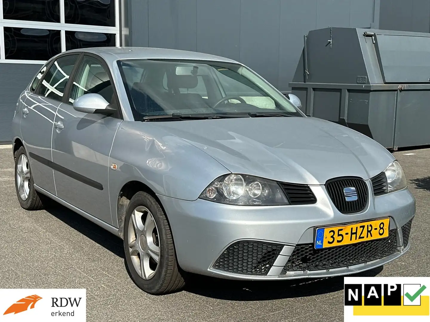 SEAT Ibiza 1.4-16V Last Edi./AIRCO/5DRS/APK/NAP/INRUILKOOPJE Gris - 1