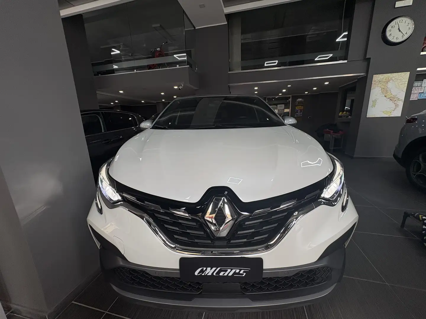 Renault Captur 1.6 E-Tech HEV Full Hybrid 145cv RS Line ITALIANA Weiß - 2